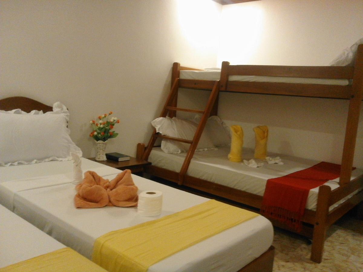 Vali-Joe Travel Lodge Ель-Нідо Екстер'єр фото